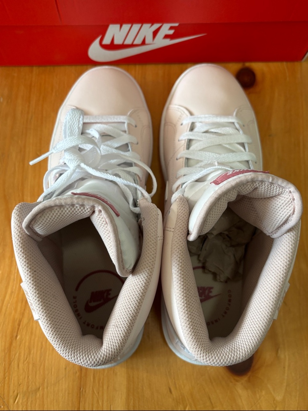 ✔️Size 8.5 - NWT: NIKE - Women's Court Royale 2 Mid Sneakers - Picture 7 of 14